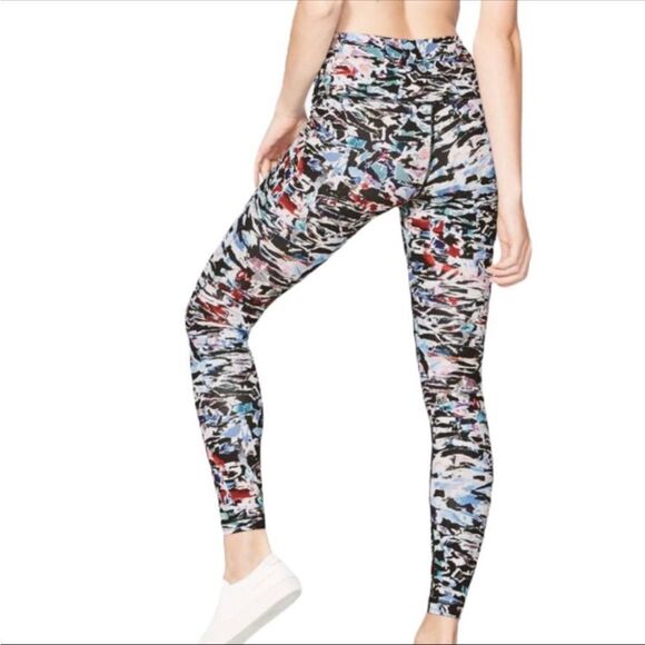 Lululemon Wunder Under Hi-Rise Leggings Size 4 - Picture 2 of 9